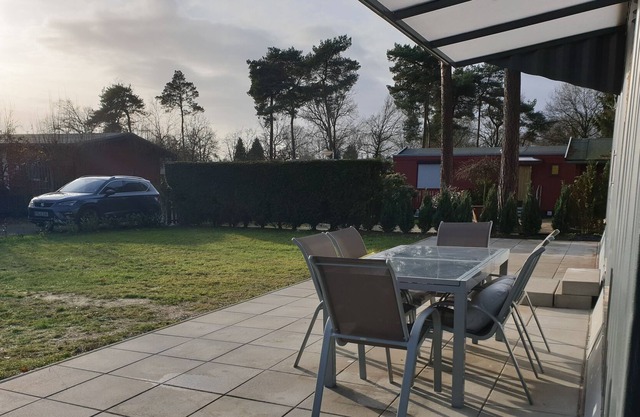 Holiday container / chalet on a great campsite (up to 6 people)