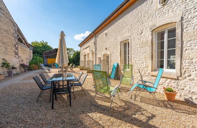 Holiday Home 'Pâquerette' with Shared Pool, Private Terrace and Wi-Fi