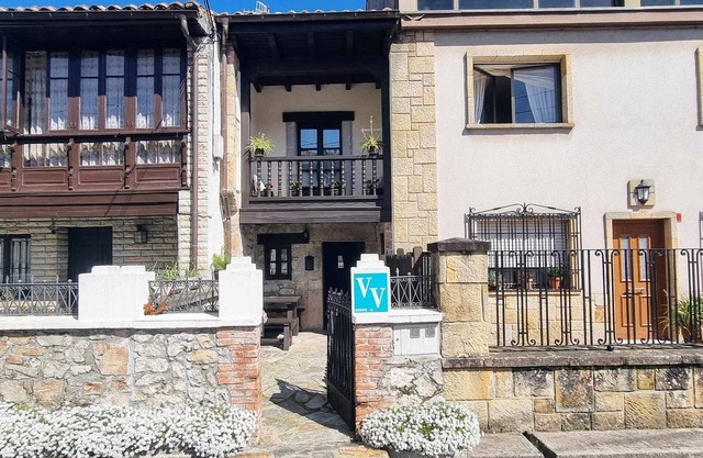 Holiday House Gerpe II