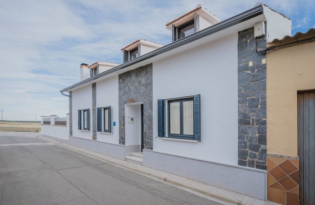 Holiday Home 'El Romazal' with Private Pool, Private Garden and Wi-Fi