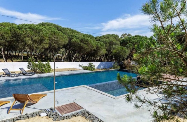 Holiday Home 'Forest Village T2' with Mountain View, Shared Pool and Wi-Fi