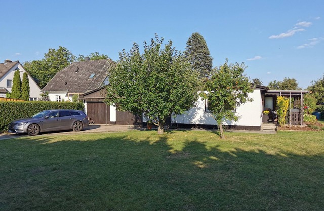 Holiday Home 'am Rosenhag' with Private Terrace, Private Garden and Wi-Fi