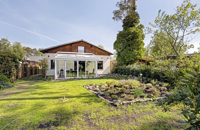 Holiday Home 'Am See' with Private Terrace, Private Garden and Wi-Fi