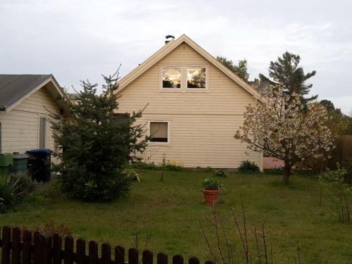 Holiday home apple dream