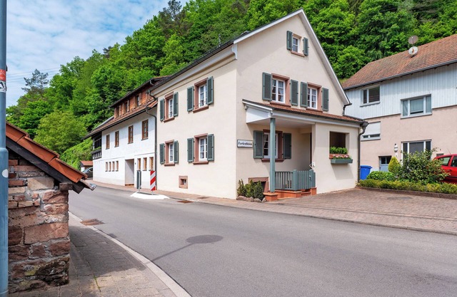 Holiday Home 'Becker' with Private Terrace, Private Garden and Wi-Fi