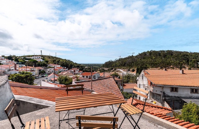 Holiday Home 'Between Mountain and Sea' with Mountain View, Private Terrace and Wi-Fi