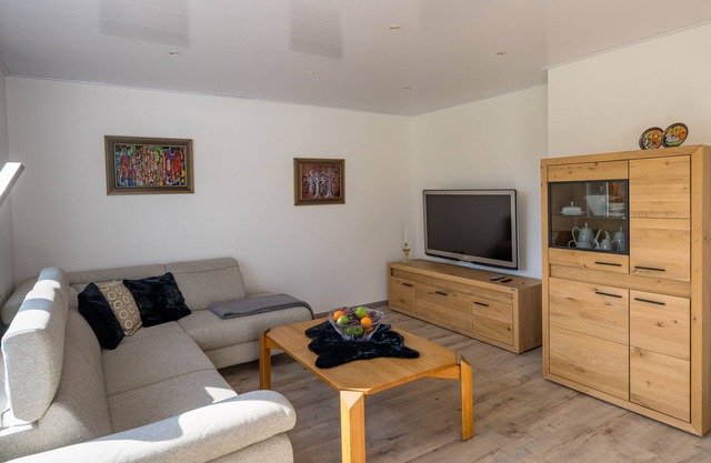 Holiday Home 'Buchfinkennest' with Private Terrace, Private Garden and Wi-Fi