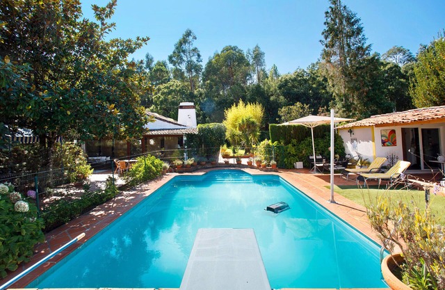 Holiday Home "Casa Do Campo Dornes Dois" with Shared Pool, Shared Garden & Wi-Fi