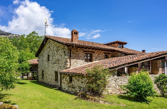 Holiday Home 'Casa De Aldea La Venta Los Probes' with Mountain View, Private Terrace and Wi-Fi