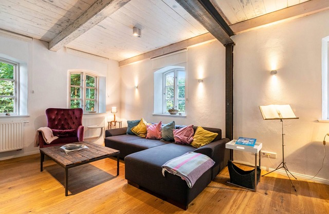 Holiday Home 'Casa Del Norte' with Private Garden and Wi-Fi