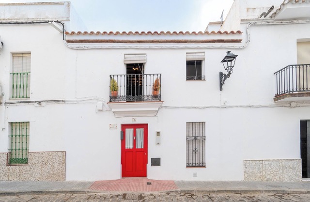 Holiday Home 'Casa El Pedroso' with Private Terrace, Wi-Fi and Air Conditioning