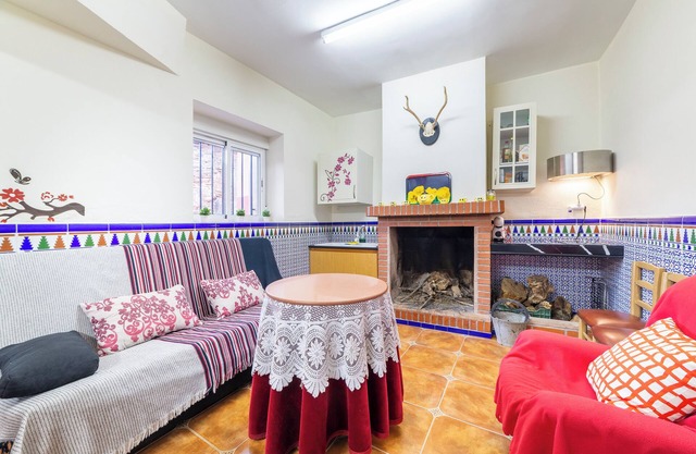 Holiday Home 'Casa Rural Mccoy 2' with Mountain View, Wi-Fi and Air Conditioning