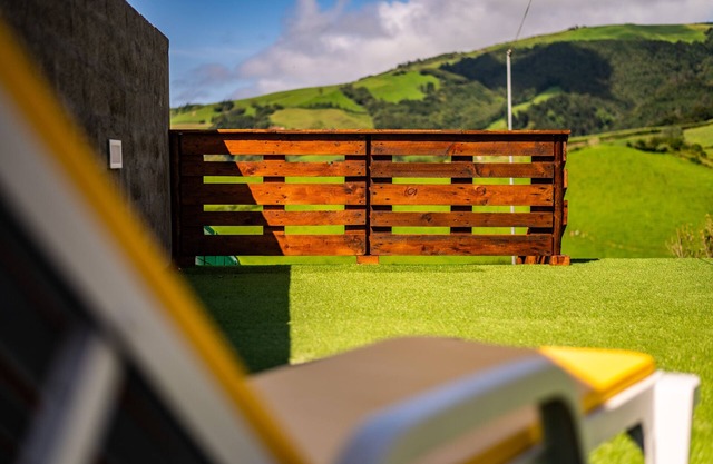 Holiday Home 'Casa Xadrez' with Sea View, Wi-Fi and Air Conditioning