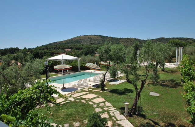 Holiday Home Chevalier With Terrace and Swimming Pool