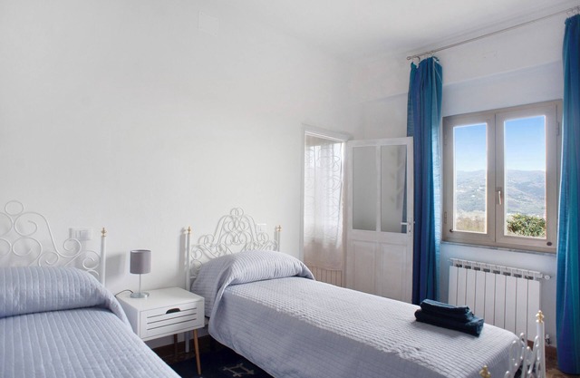 Holiday Home 'Da Chicca' with Countryside View, Wi-Fi and Air Conditioning