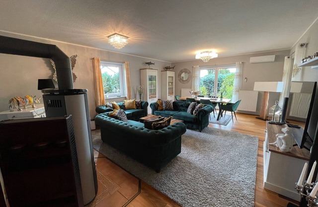 Holiday Home 'Dreamliner' with privat Terrace Wi-Fi and Air Conditioning