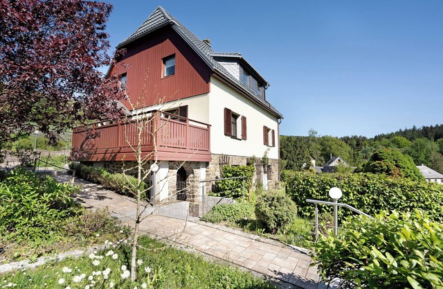 Holiday Home 'Ferienhaus Pöhlbergblick' with Mountain View, Private Terrace and Wi-Fi