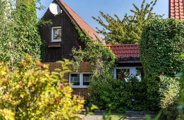 Holiday Home 'Ferienhaus Kornblume' with Private Terrace, Private Garden and Wi-Fi