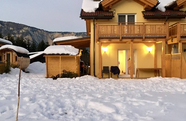 Holiday Home 'Ferienhaus Seltschach 193' with Mountain View, Private Terrace and Wi-Fi