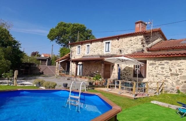 Holiday Home 'Fonte Do Barro Y Spa Optional' with Mountain Views, Private Pool and Wi-Fi