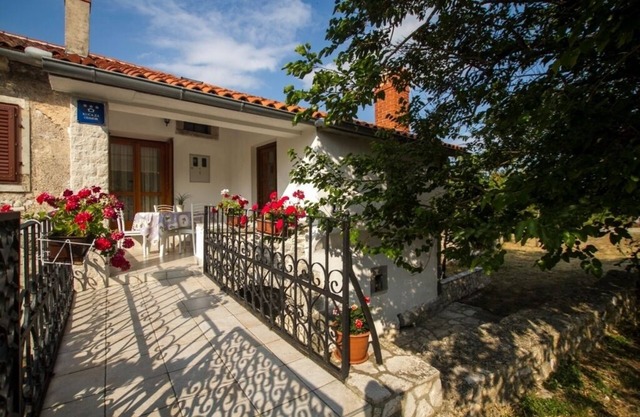 Holiday Home in Labin with Terrace, Air condition, WIFI, Washing machine (4866-1)