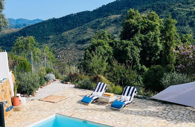 Holiday Home 'La Casita De La Loma' with Mountain View, Wi-Fi and Air Conditioning