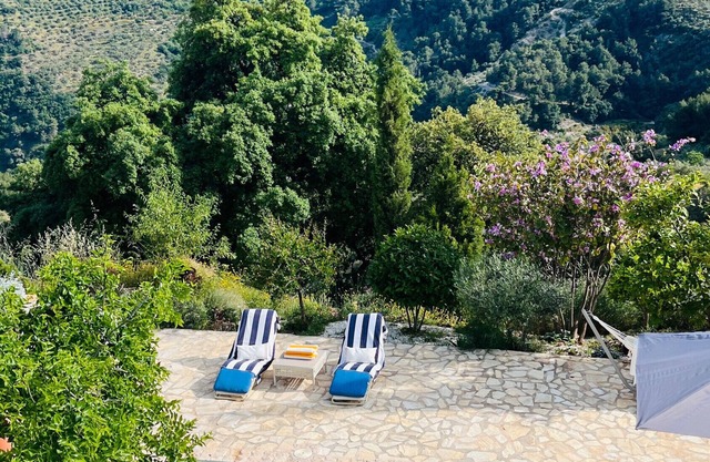 Holiday Home 'La Casita De La Loma' with Mountain View, Wi-Fi and Air Conditioning