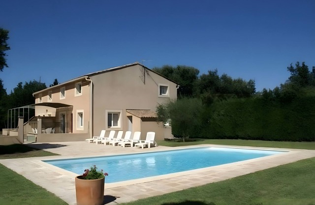 Holiday Home 'La Crozette' with Private Pool, Wi-Fi and Air Conditioning