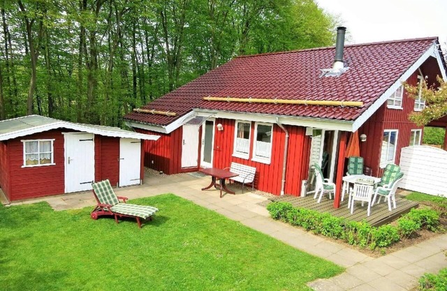 Holiday home Mara - Sauna and wood-burning stove at the edge of the forest