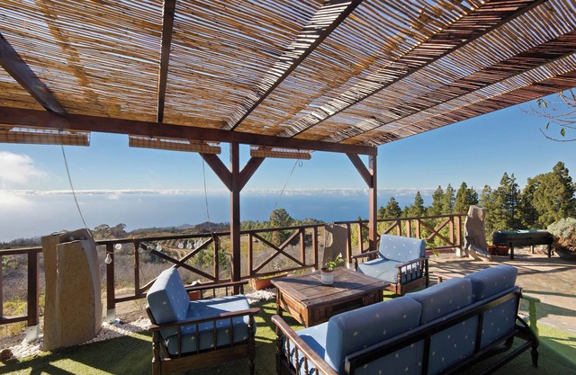 Holiday Home 'Media Pipa' with Sea View, Wi-Fi and Air Conditioning