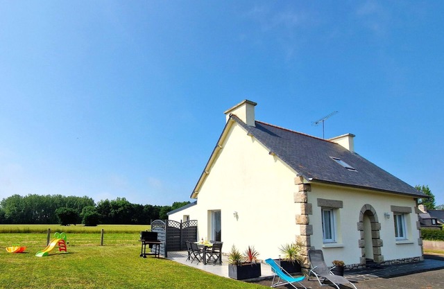 Holiday Home near Cap Frehel Emerald Coast