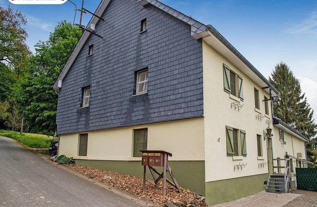 Holiday Home near Ravel Cycling paths