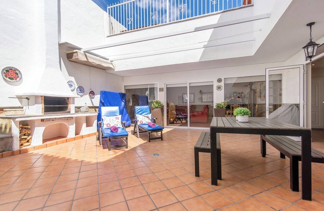 Holiday Home 'Paca' with Private Terrace, Wi-Fi and Air Conditioning