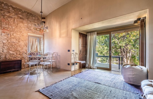 Holiday Home "Retreatloft in Manciano" with Private Terrace & Wi-Fi