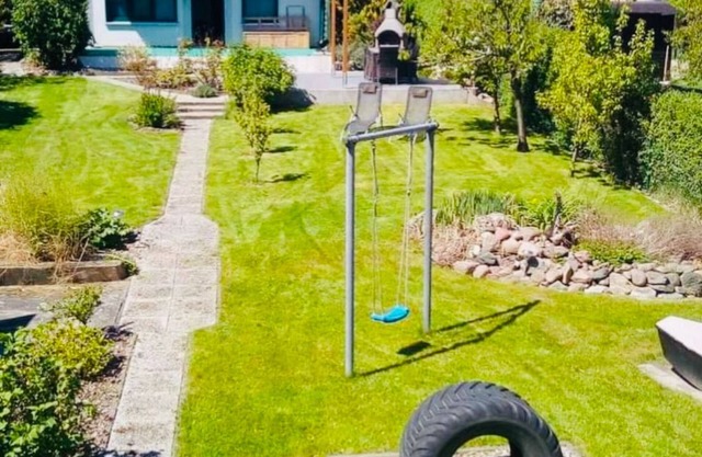 Holiday Home 'Riepke' with Private Terrace and Private Garden