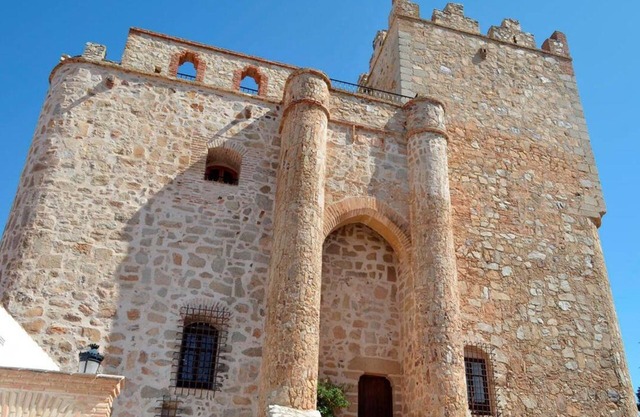 Holiday Home "Sol y Luna" with Shared Pool & Wi-Fi