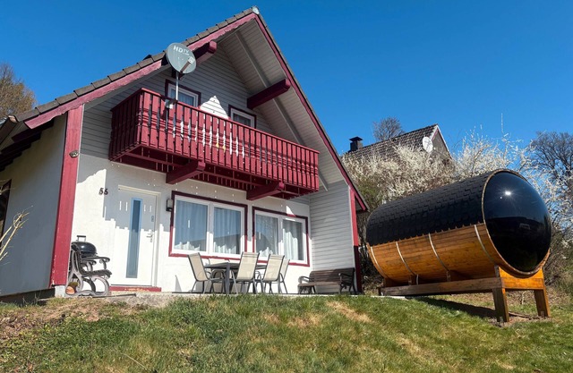 Holiday Home 'Sternschnuppe' with Lake View, Wi-Fi and Air Conditioning