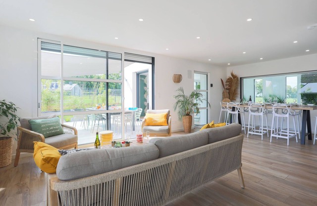 Holiday Home 'Ty Cohely' with Private Terrace, Private Garden and Wi-Fi