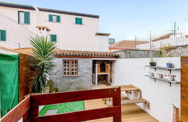 Holiday Home 'Vista Das Estrelas M4' with Sea View, Wi-Fi and Air Conditioning