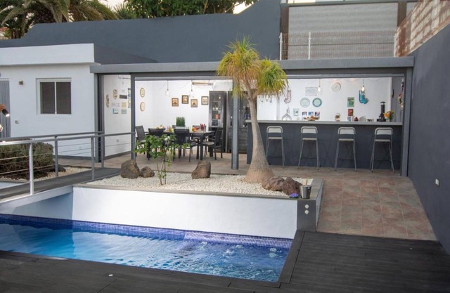 Holiday Home 'Villa Candelaria Serendipia Del Sur' with Private Pool