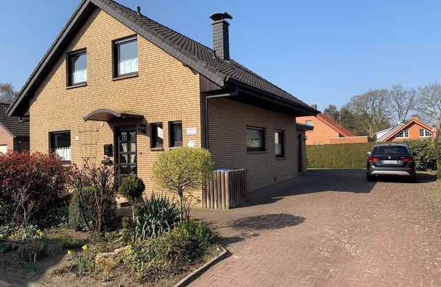 Holiday Home "Wacholderhain" Near the Lake with Garden