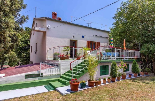 Holiday home with garden, barbecue and children's playground