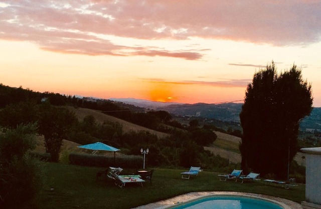 Holiday house Montelabbate for 1 - 14 persons with 5 bedrooms - Twin house