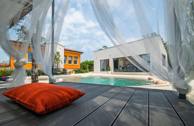 Holiday house Nedescina for 1 - 8 persons with 3 bedrooms - Holiday home