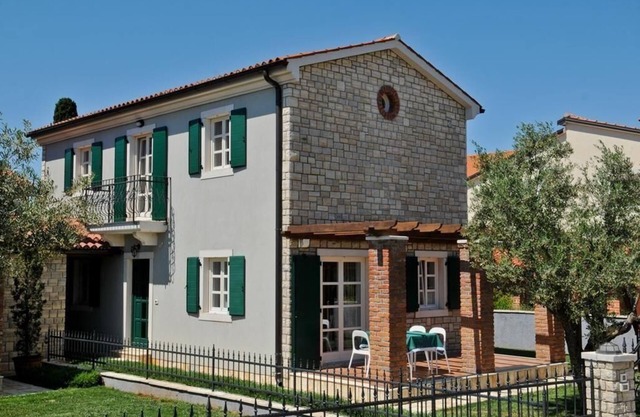 Holiday house Poreč for 1 - 4 persons with 2 bedrooms - Holiday home