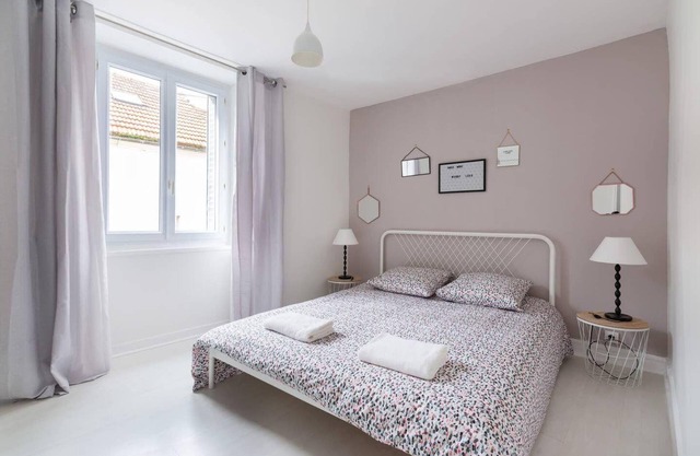 Holiday house Quincy Voisins for 4 - 10 persons with 4 bedrooms - Holiday house