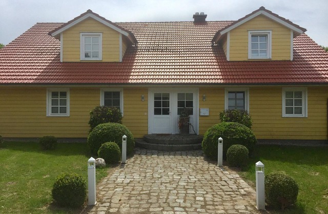 Holiday house Staven for 1 - 10 persons with 4 bedrooms - Twin house
