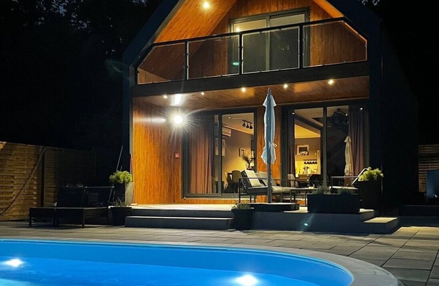 Holiday House Ved - Two Bedroom Holiday Home with Swimming Pool