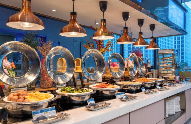 Holiday Inn Express Shenzhen Longhua by IHG