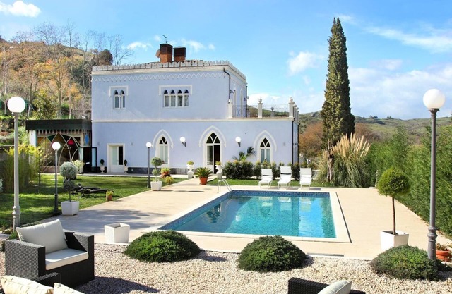 Holiday house Francavilla di Sicilia for 1 - 10 persons with 5 bedrooms - Luxury holiday home